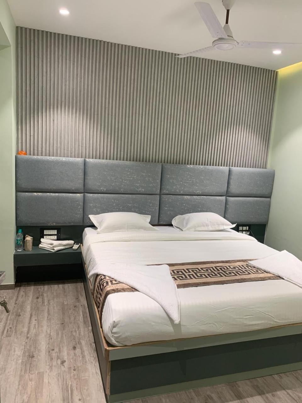 Hotel Grand Bee Residency Bhiwandi Luaran gambar